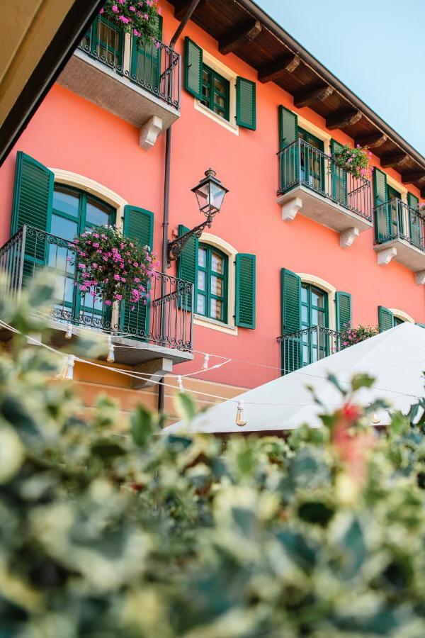 Le Lanterne Hotel Borgo San Dalmazzo Bagian luar foto